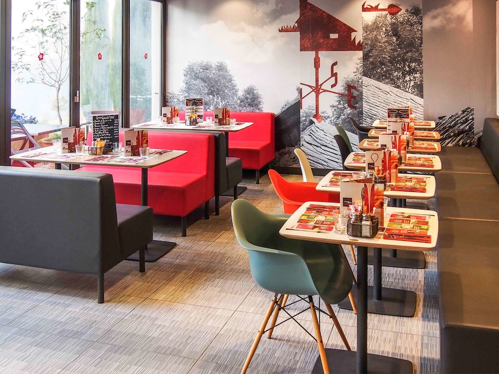 restaurant-cafeteria