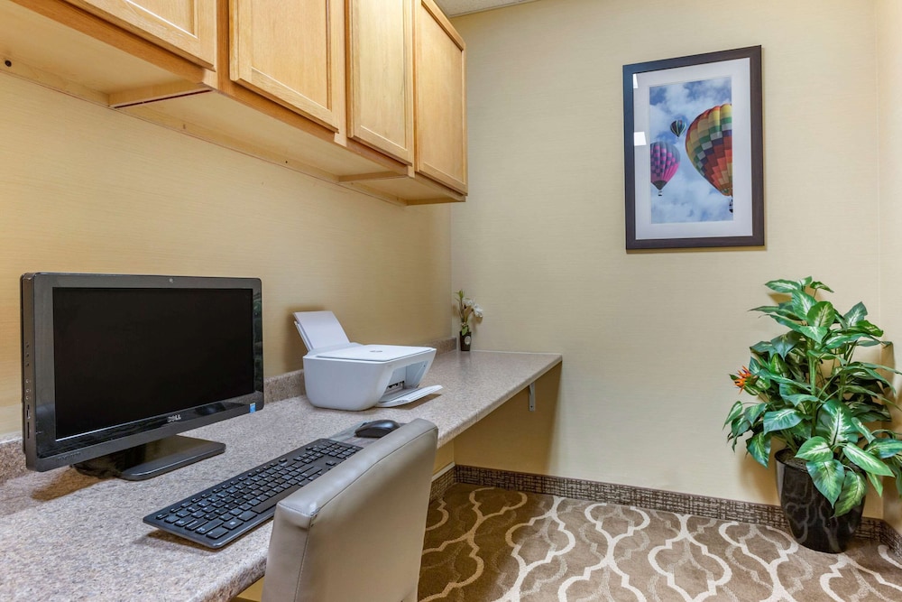 Comfort Inn & Suites Socorro, NM 28/38
