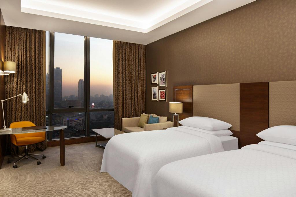 Guest Room, Twin Beds, Lounge Access, Club Floor, Concierge Level