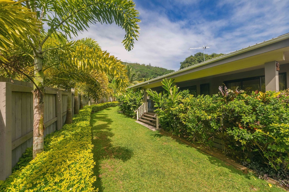 Cook Islands Holiday Villas Blackrock 16/26
