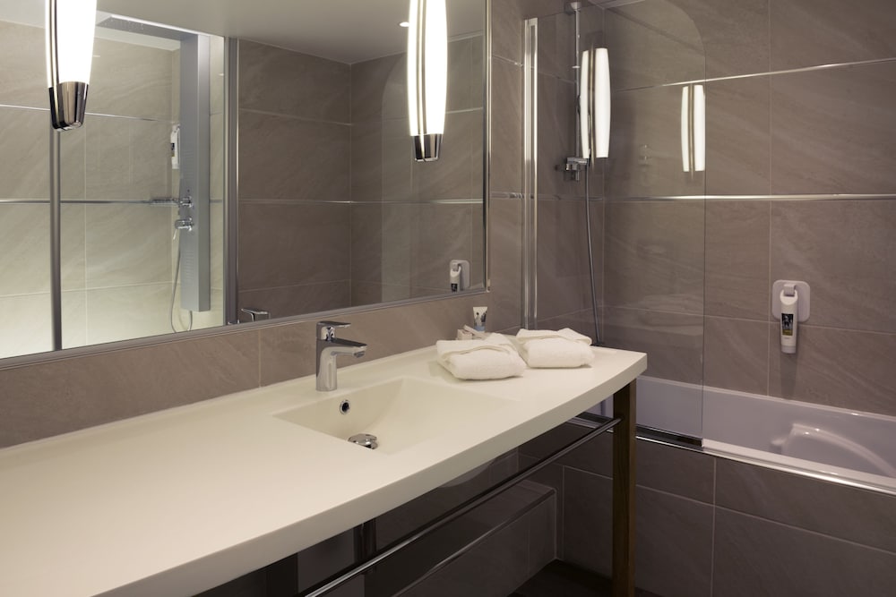 Mercure Beaune Centre 43/47