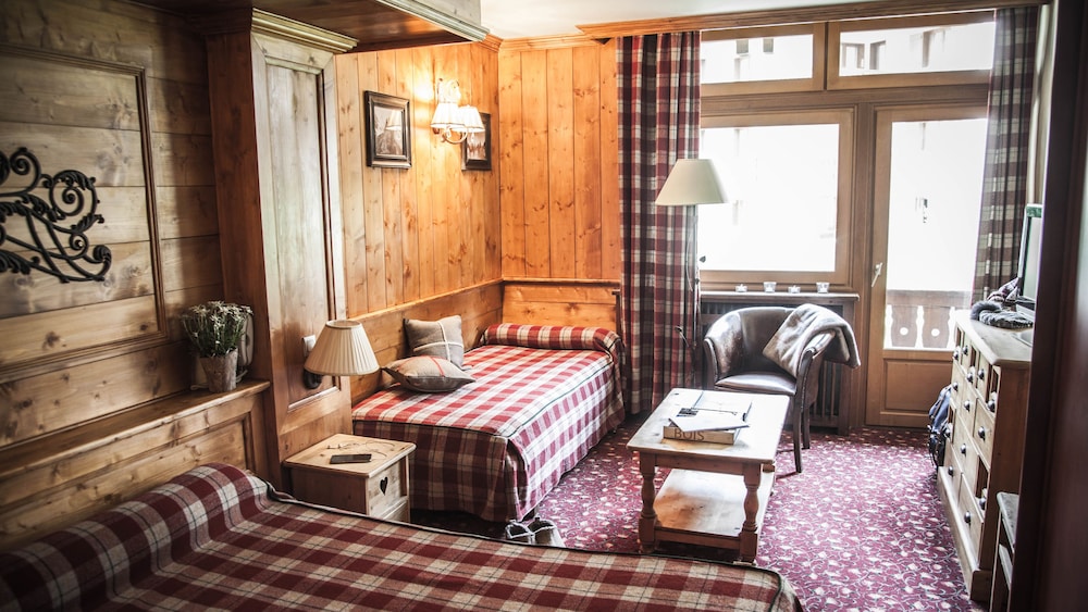 Hôtel Altitude 22/33