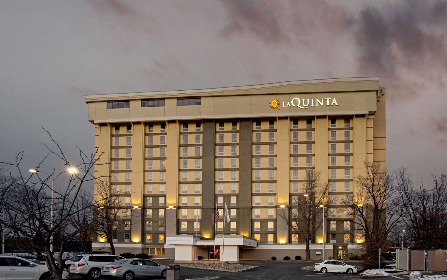 La Quinta Inn & Suites by Wyndham Springfield MA 2/43