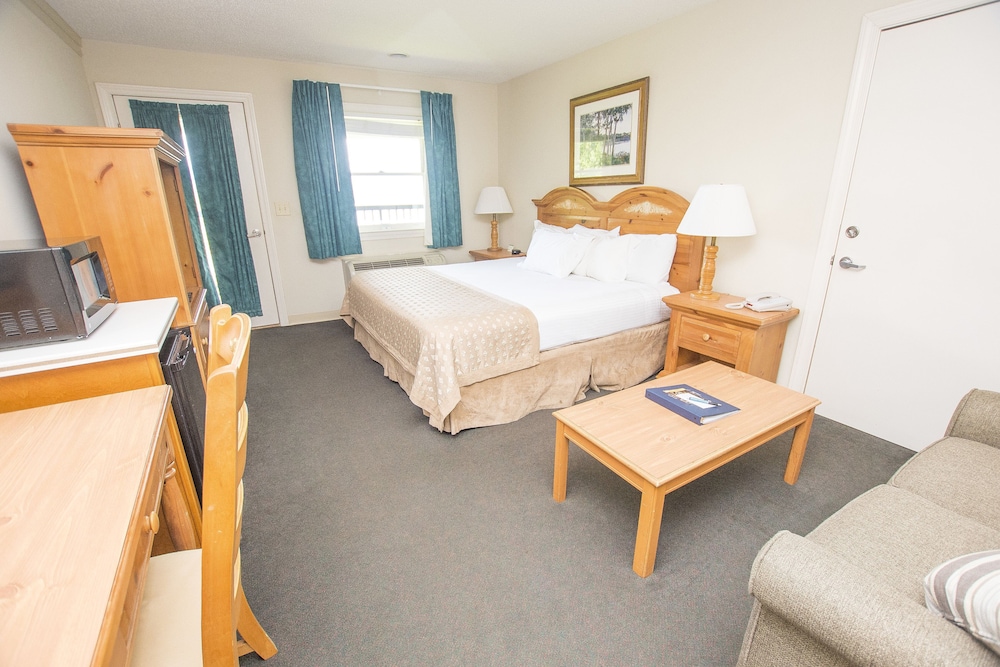 Lake Chatuge Lodge 34/42