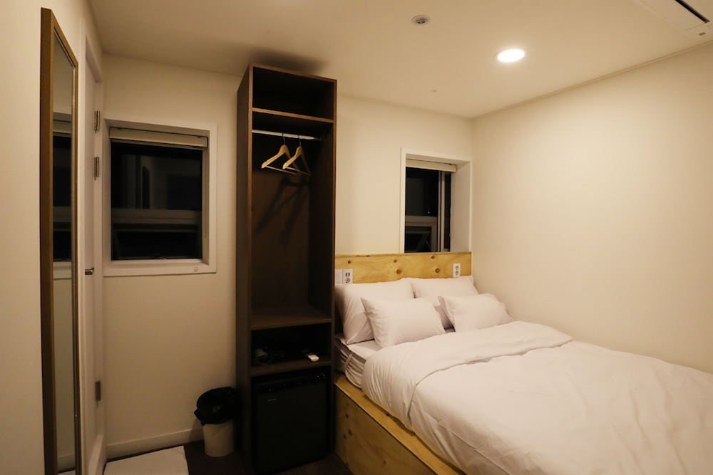 Step Inn Myeongdong 1 22/72