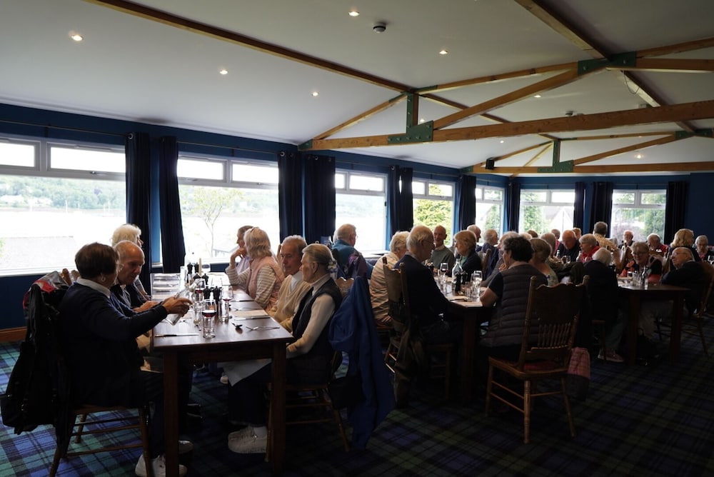 Lochnell Arms Hotel 28/35