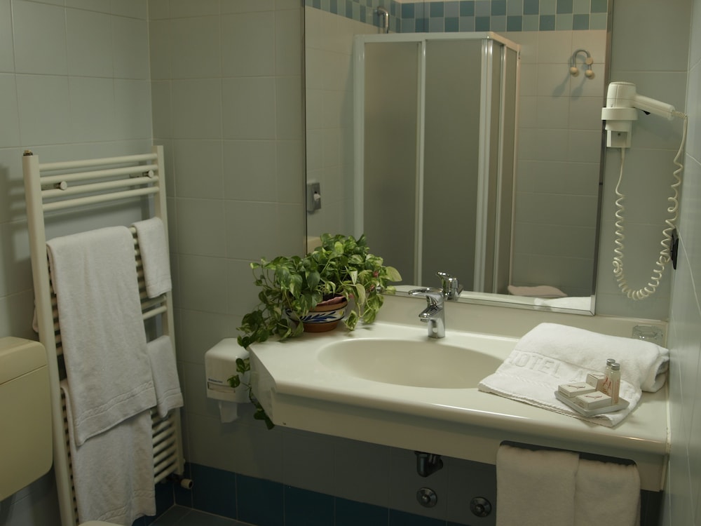 Hotel Alberi 46/50