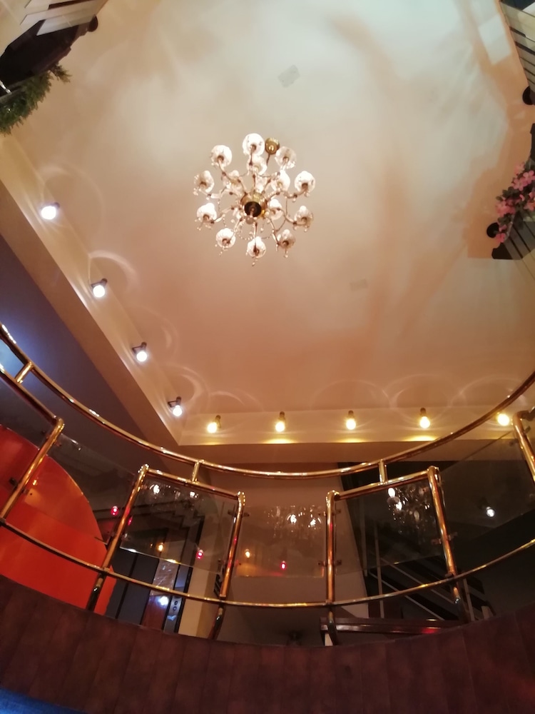 HOTEL LA JOYA 4/42