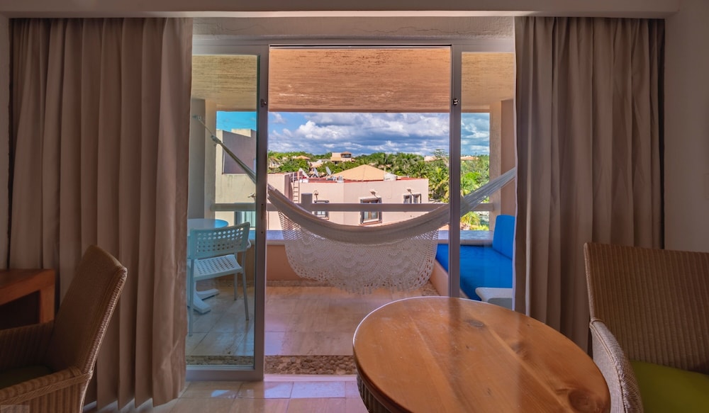 OMNI PUERTO AVENTURAS BEACH RESORT 23/53