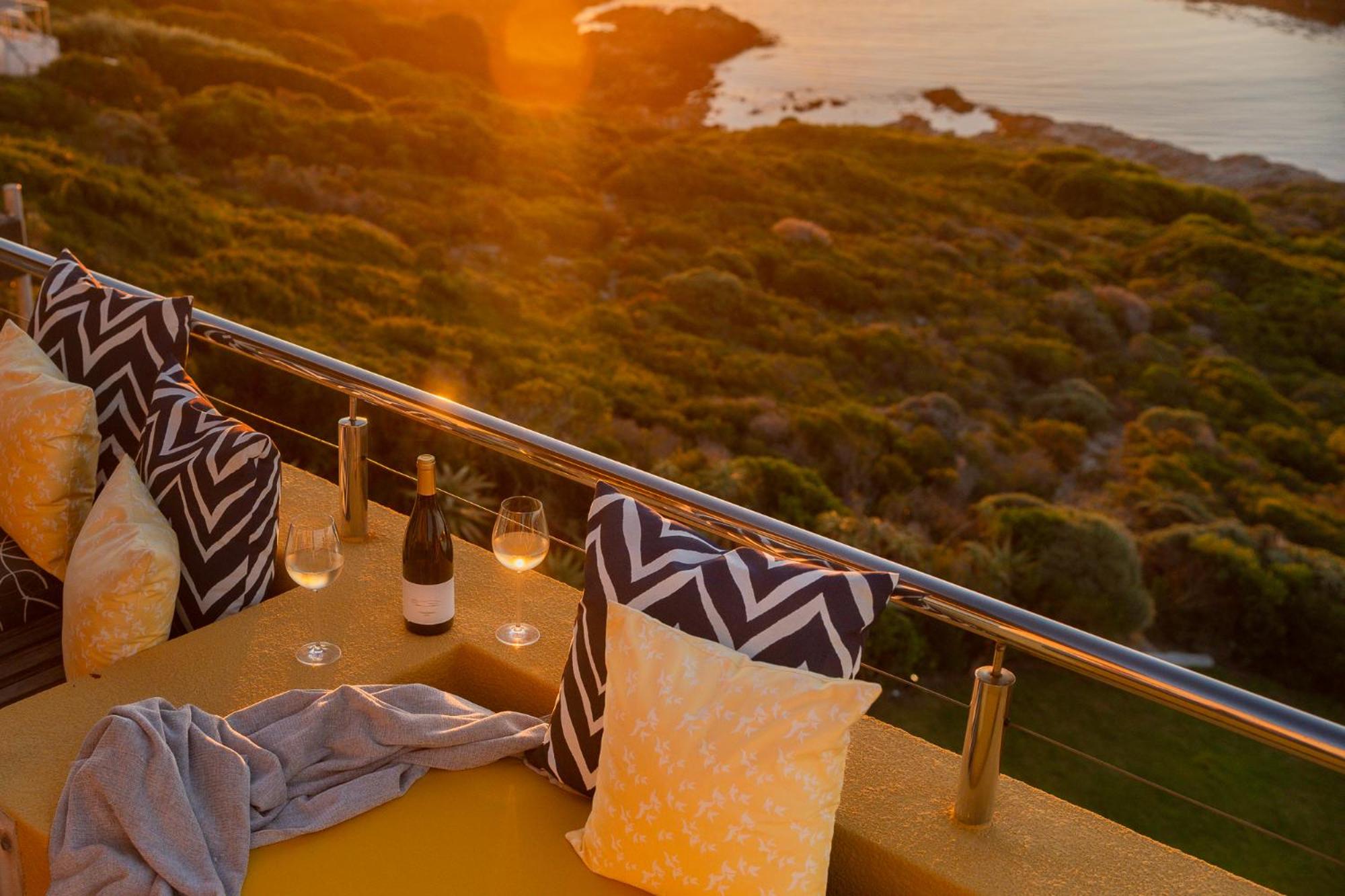 Crayfish Lodge Sea & Country Guest House 45/47