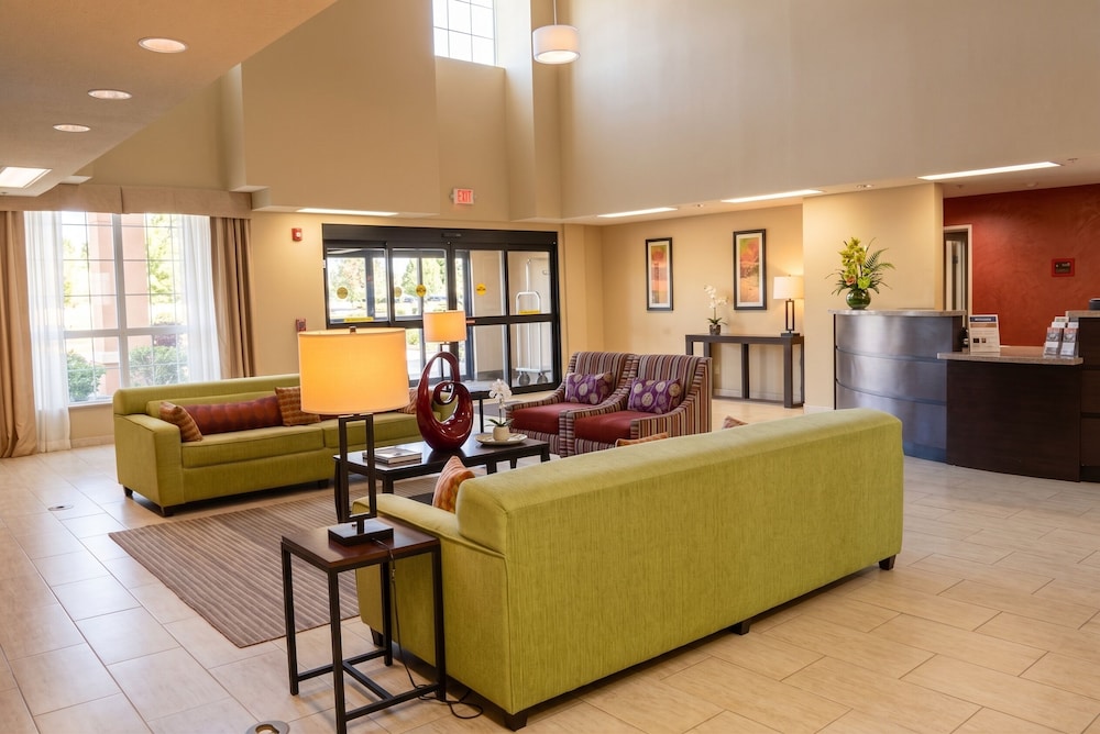 Surestay Hotel by Best Western Cotulla 33/44