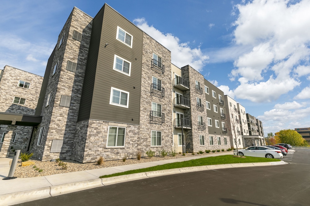 WaterWalk Extended Stay by Wyndham Minneapolis - Plymouth 6/62
