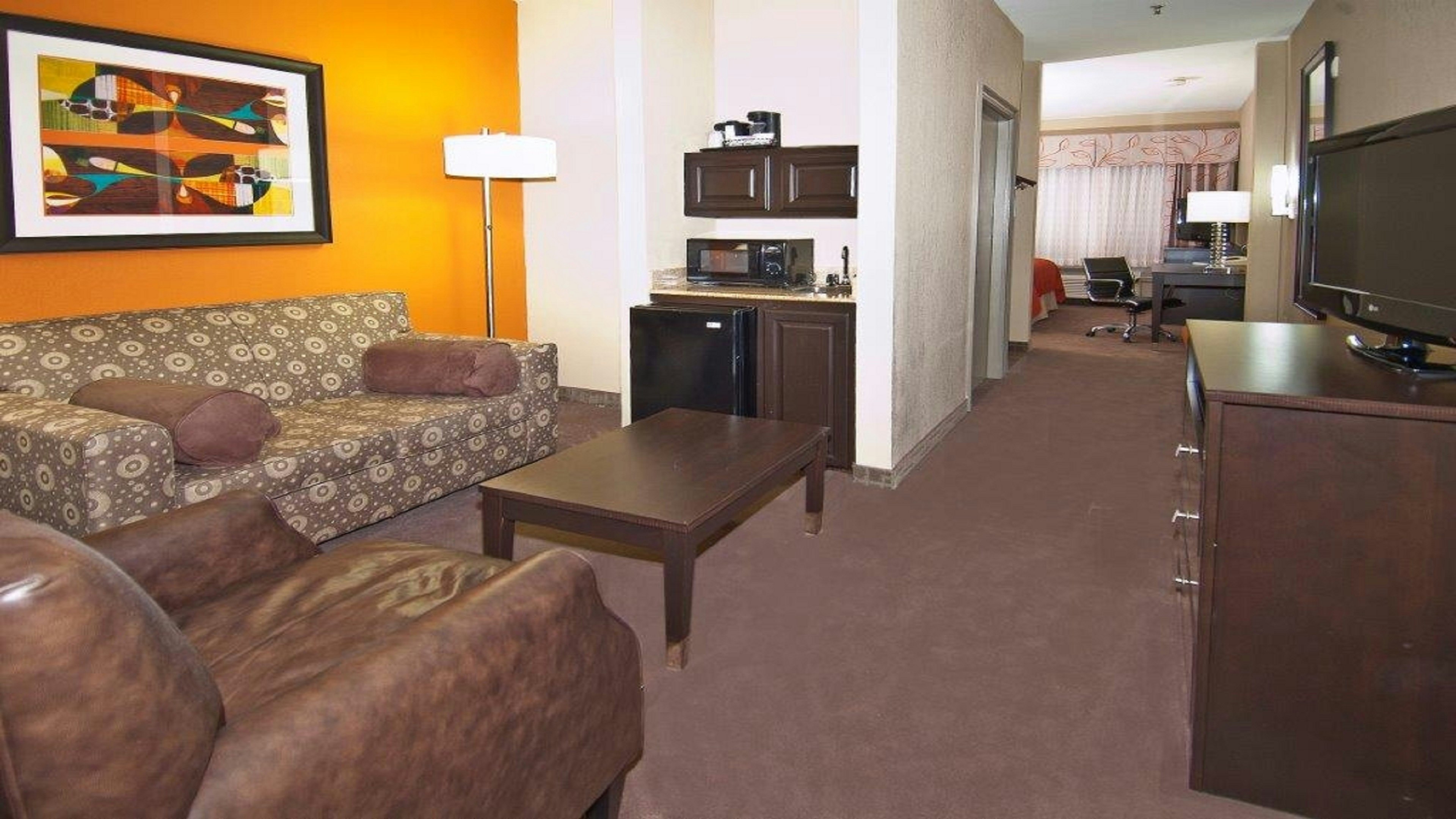 Holiday Inn Hotel Suites Slidell 46/79