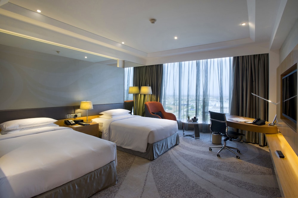 HYATT REGENCY GURGAON 21/70