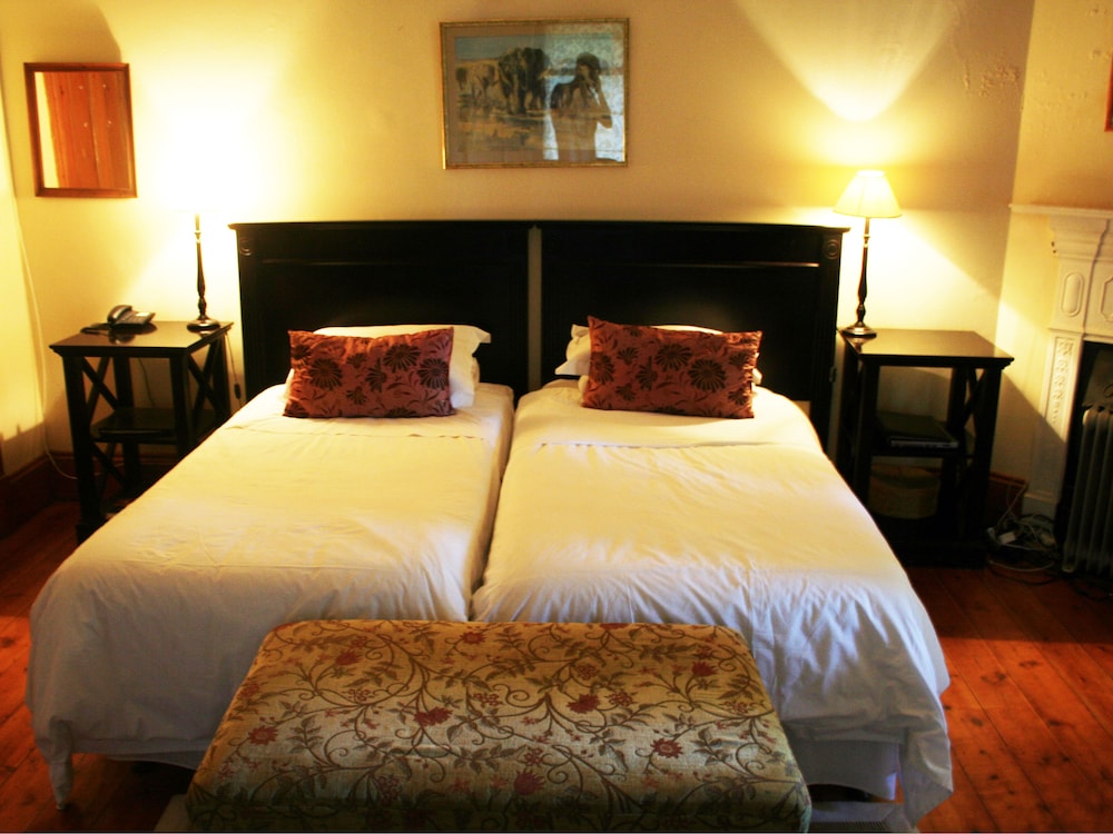 Leeuwenbosch Shearers Lodge 11/50