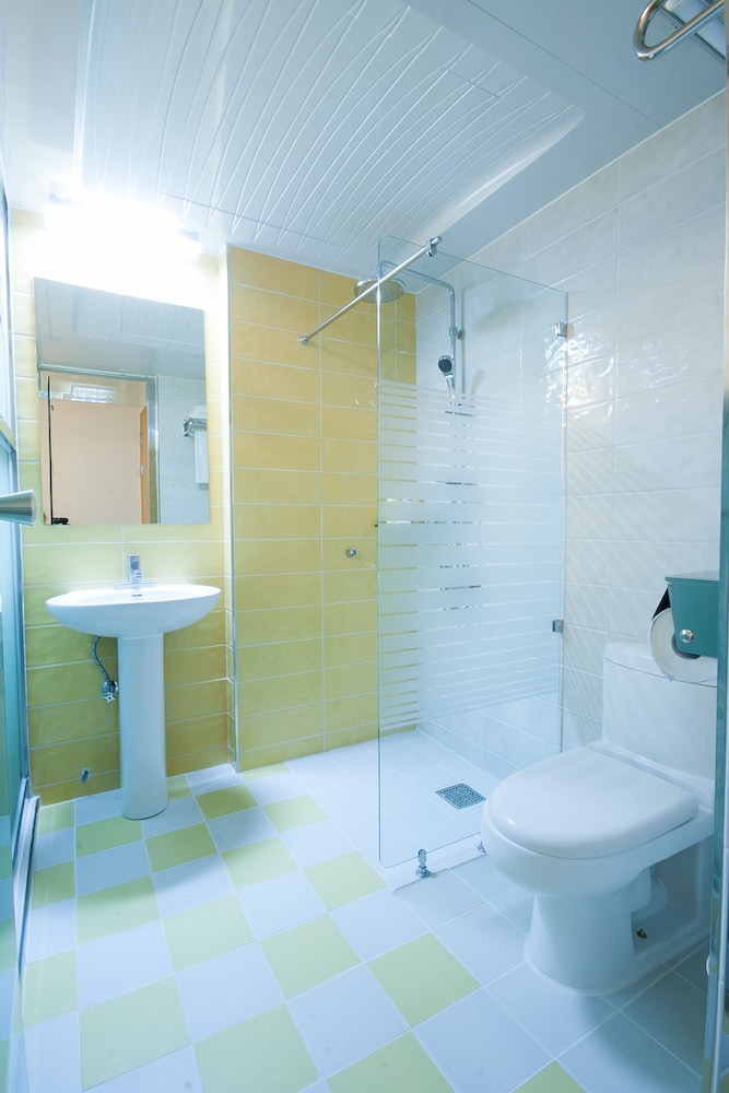Uniqstay Hostel And Suite 43/46