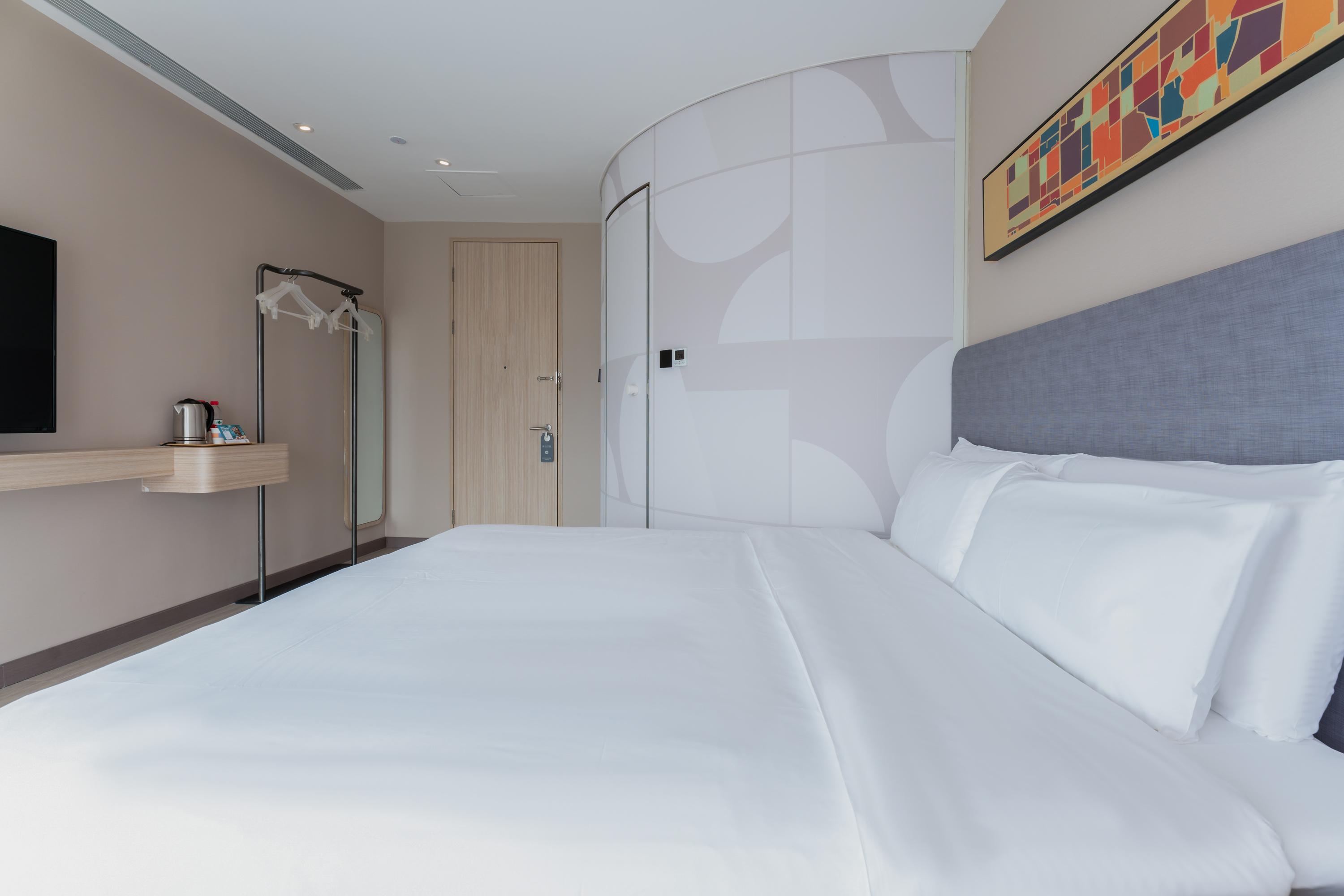 Hanting Hotel (Shanghai Lujiazui Dongfang Road) 23/44