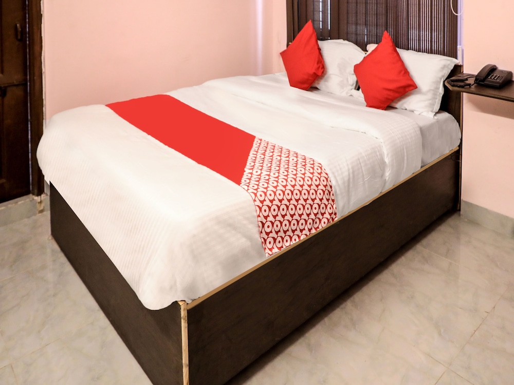 غرفة بسريرين منفصلين، Oyo 13746 Mint Leaves 4/6