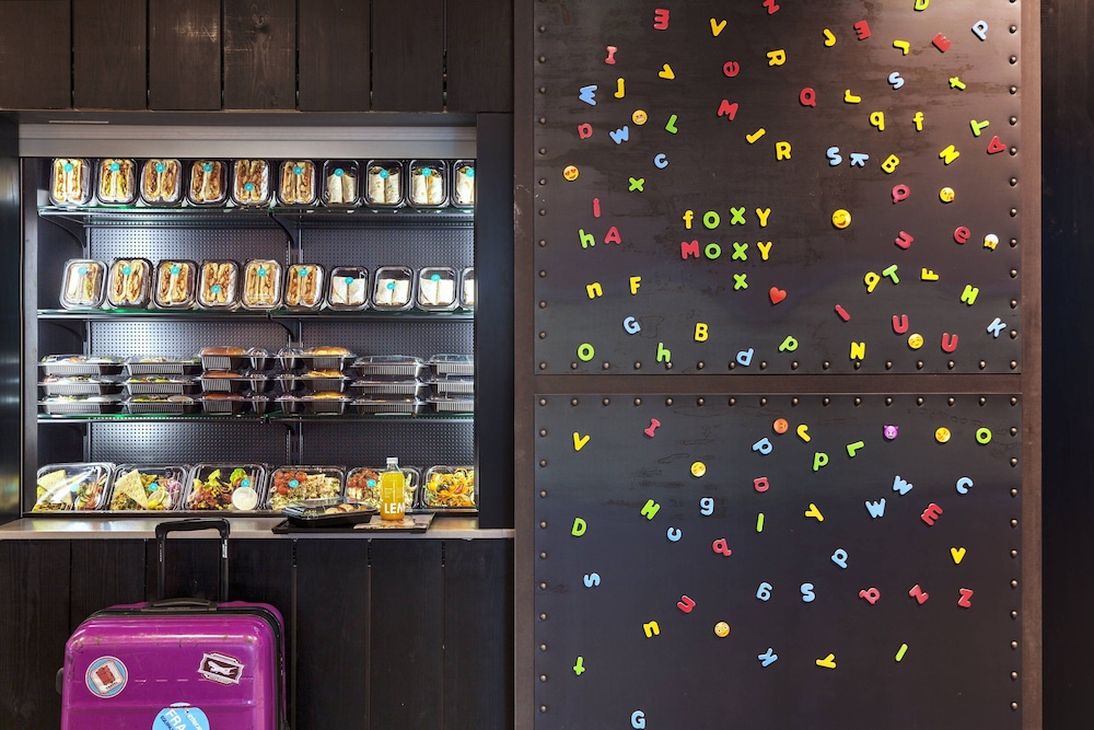Moxy Amsterdam Houthavens 15/58