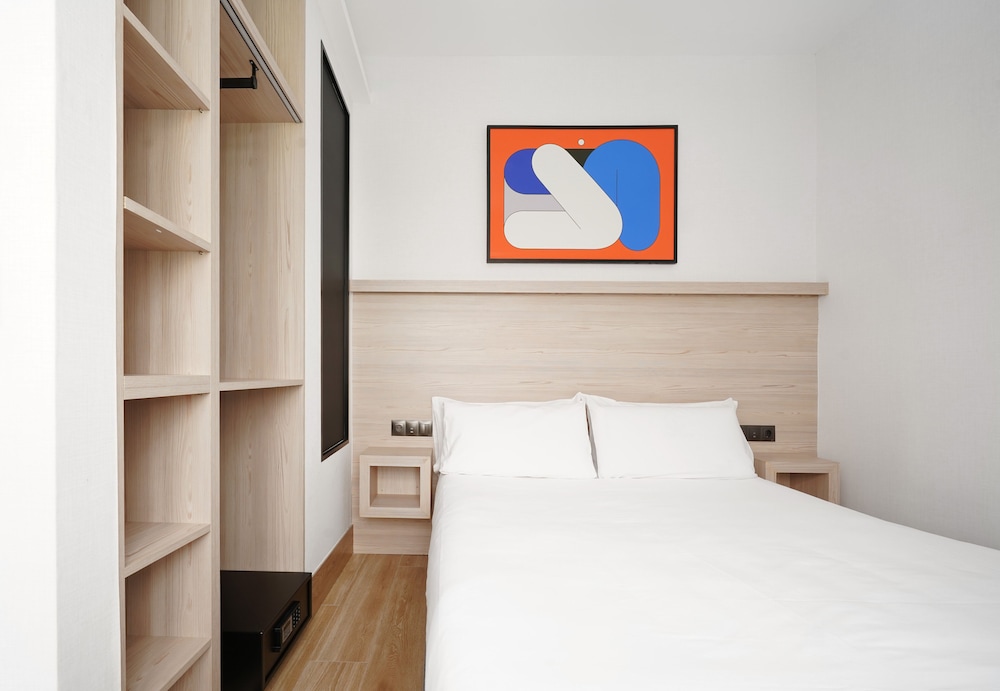 Numa Goya Rooms and Apartments 16/47