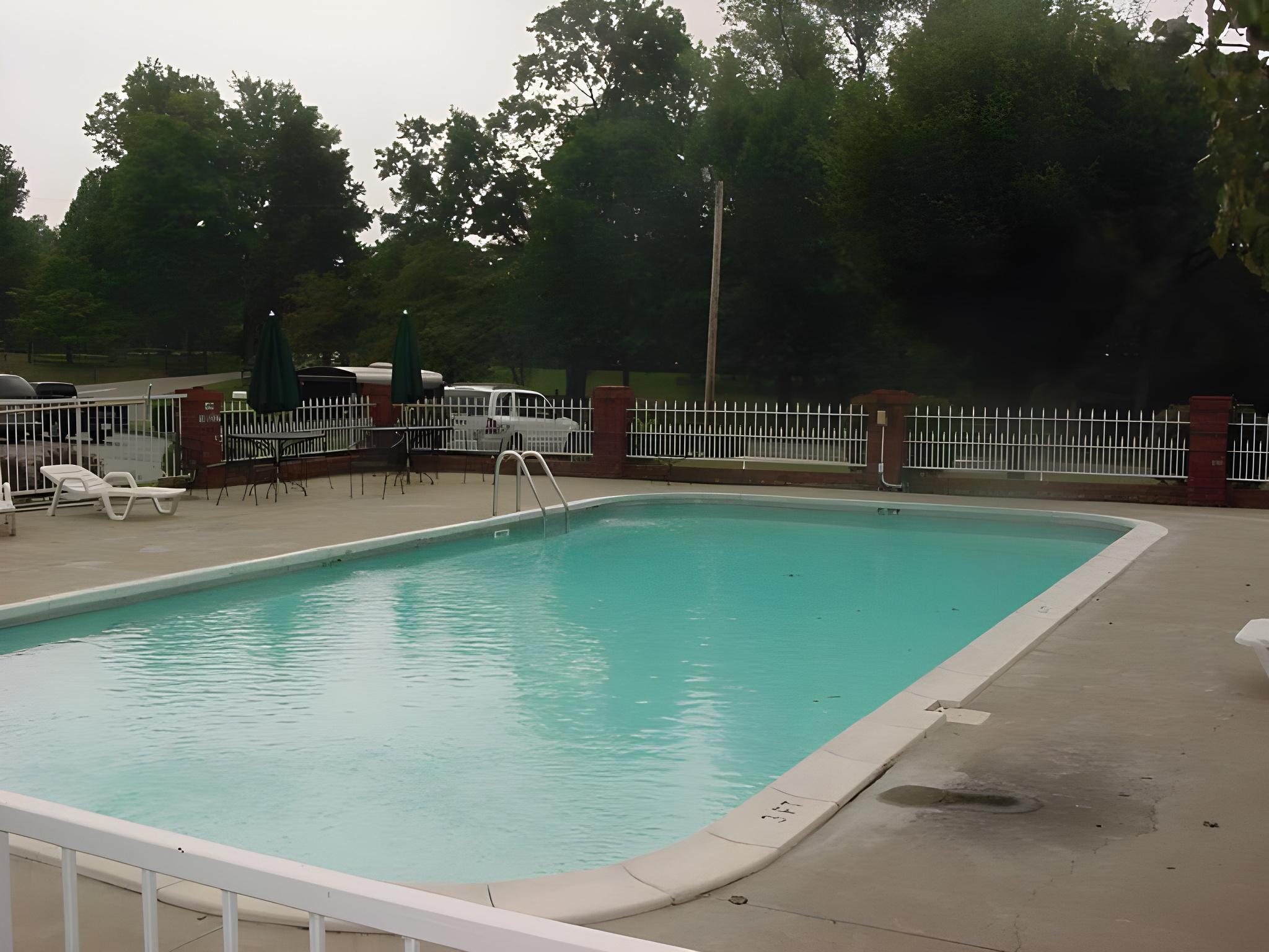 Old Bardstown Inn 30/32