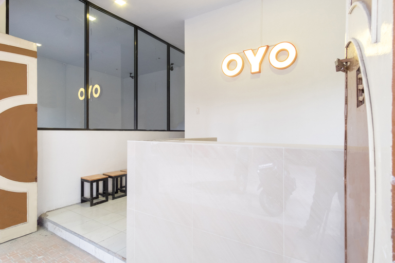 Lobby at Hotel O Metropolitan Homestay Near Komplek Asia Megamas Medan, MEDAN