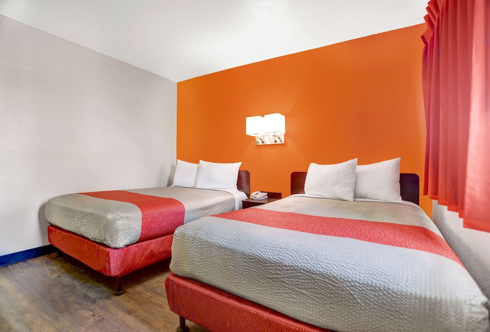 Motel6 Grants, NM 20/68