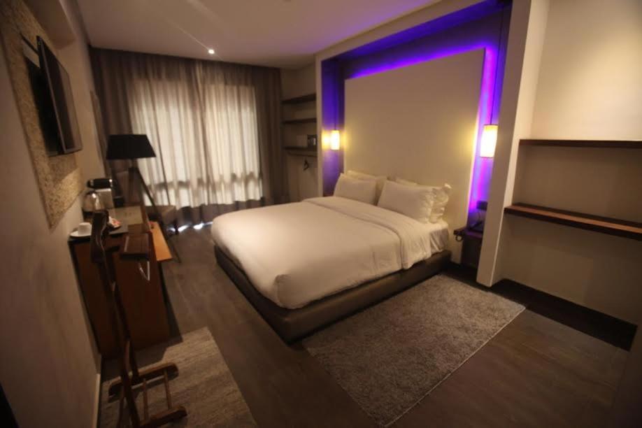 Economy, Double Bed