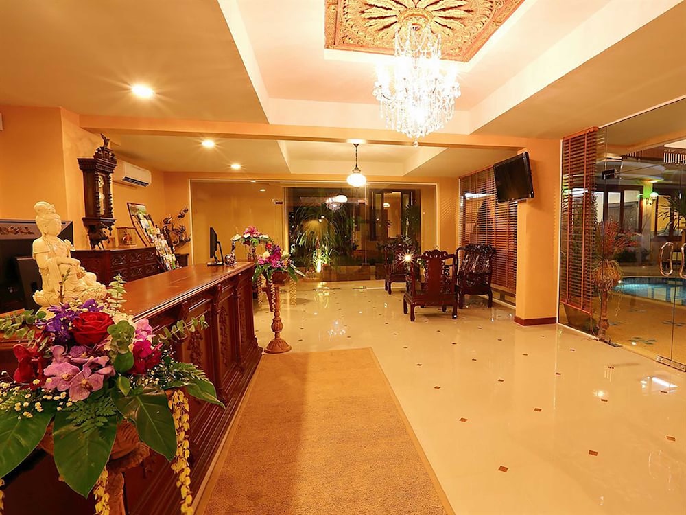 At Chiang Mai Hotel 12/50