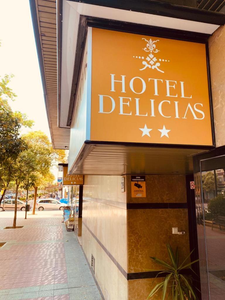Delicias Hotel 8/67
