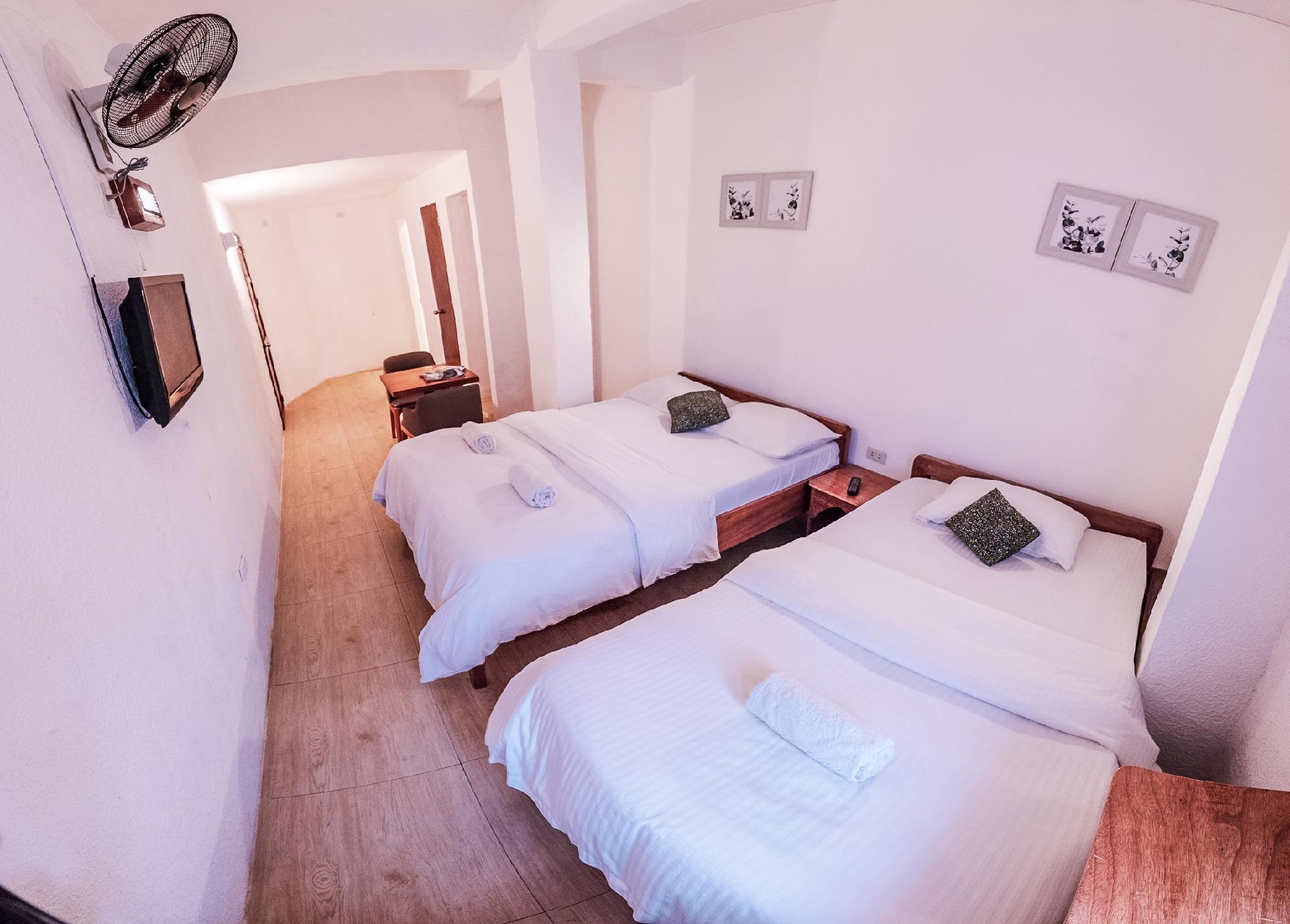 Super, Deluxe, Double Bed