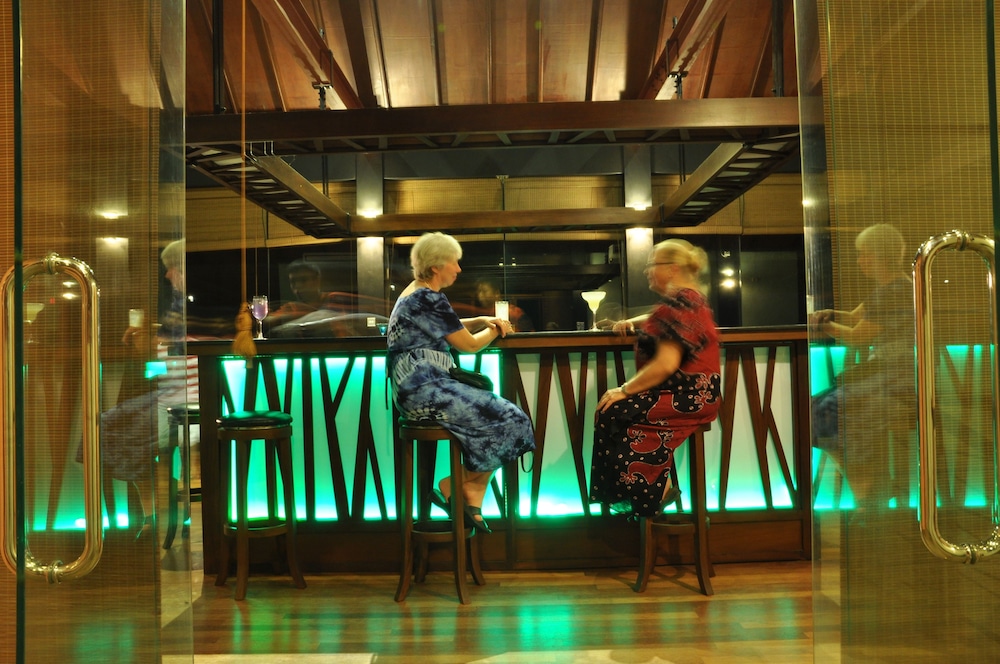 Laya Safari Resorts Spa 32/68