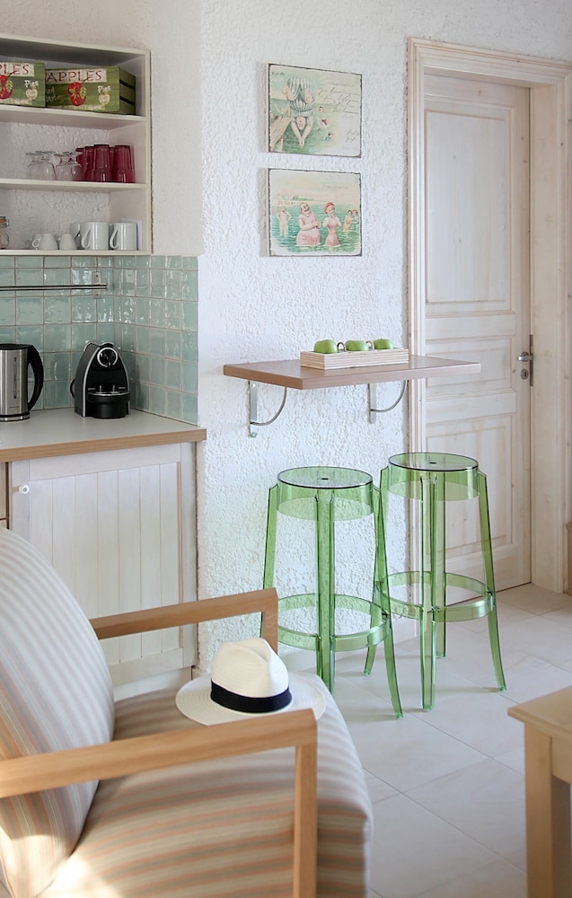 Skopelos Village Hotel Apartments 33/75