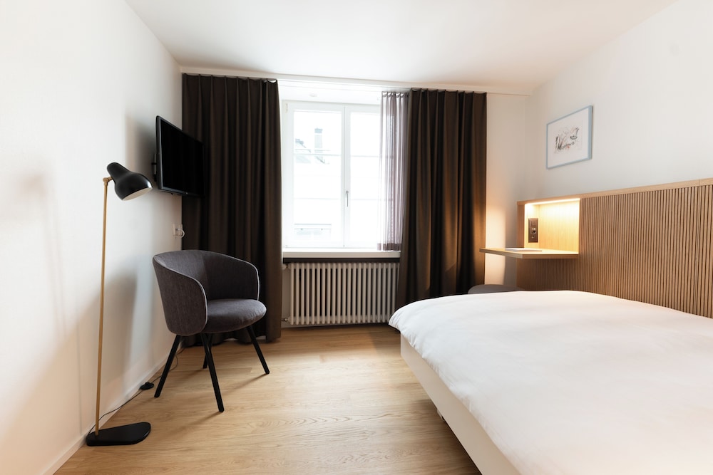ECONOMY, DOUBLE BED