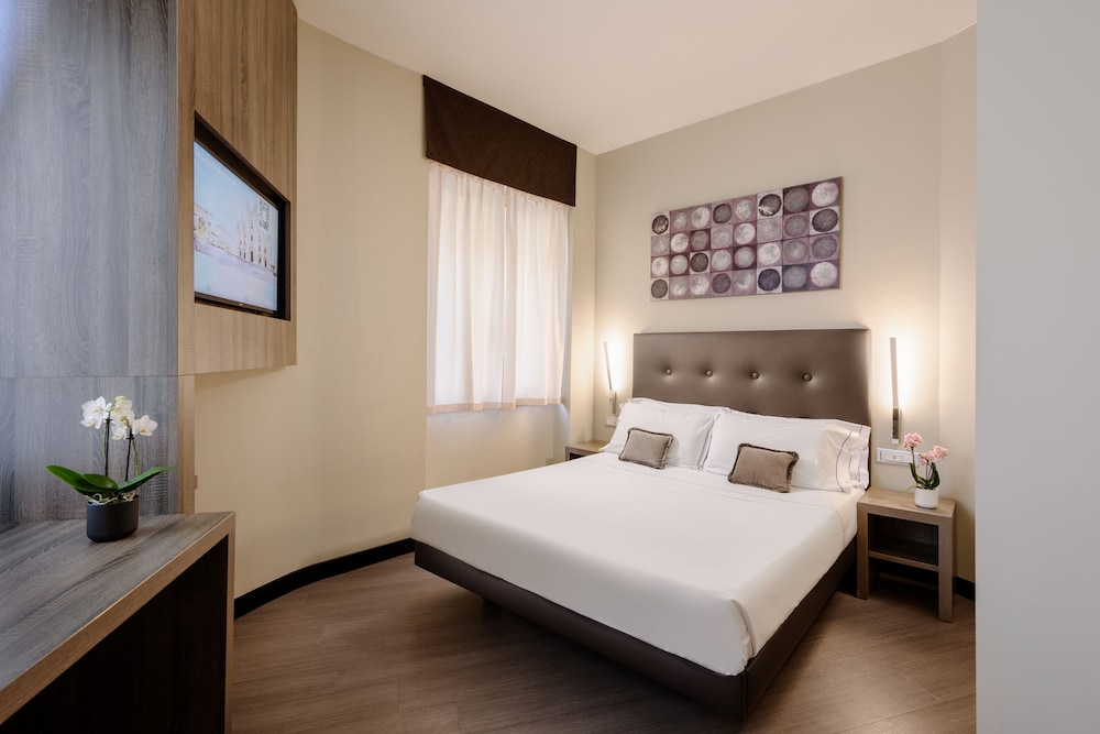Hotel Mentana 12/50