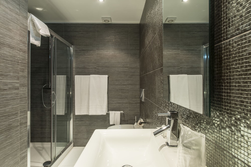 RK Suite Hotel 44/44