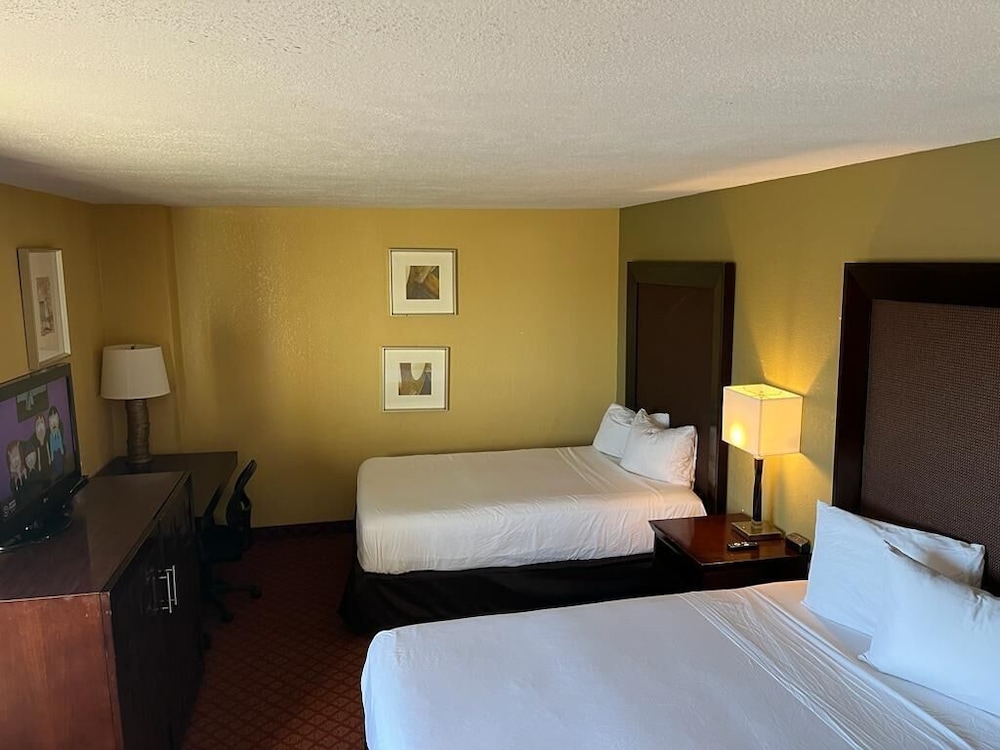 Quality Inn 12/38