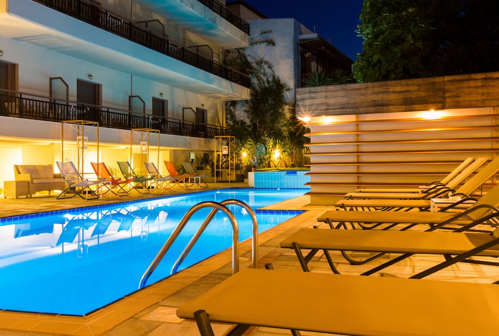 Bourtzi Boutique Hotel 59/64