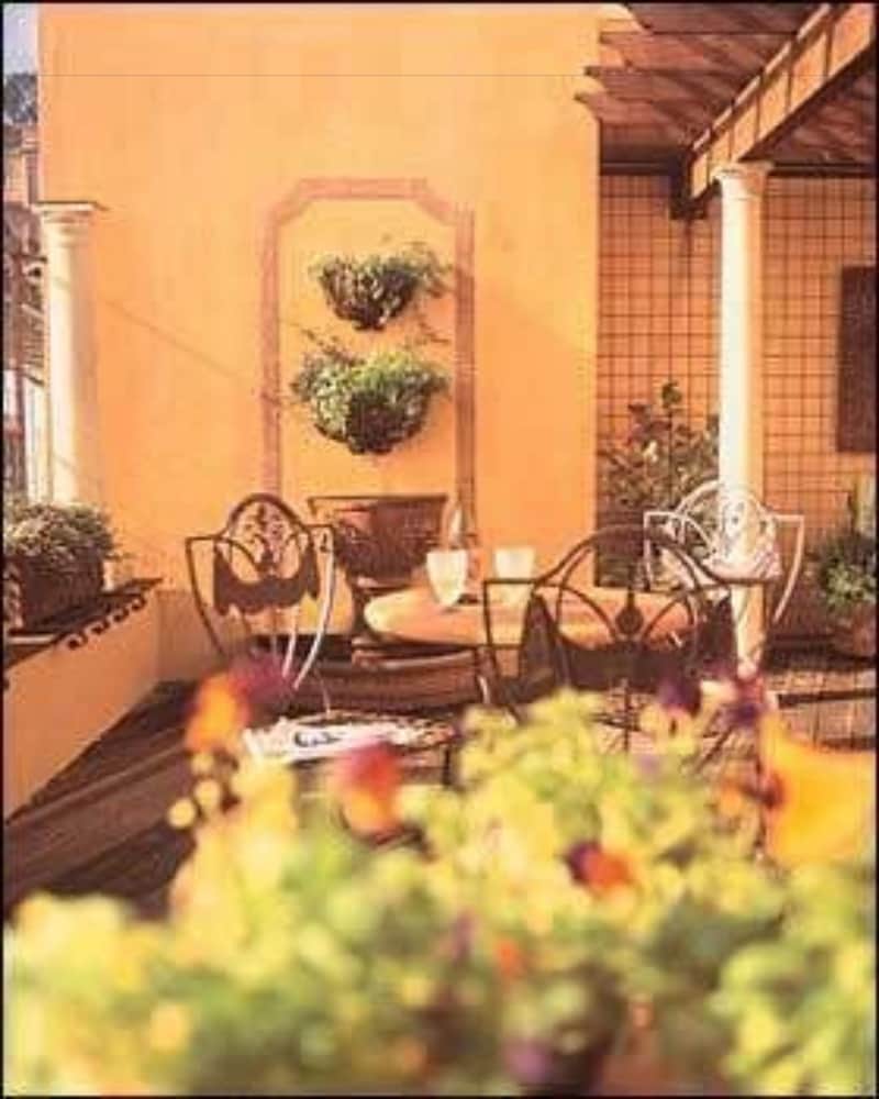 Hotel Sausalito 36/42