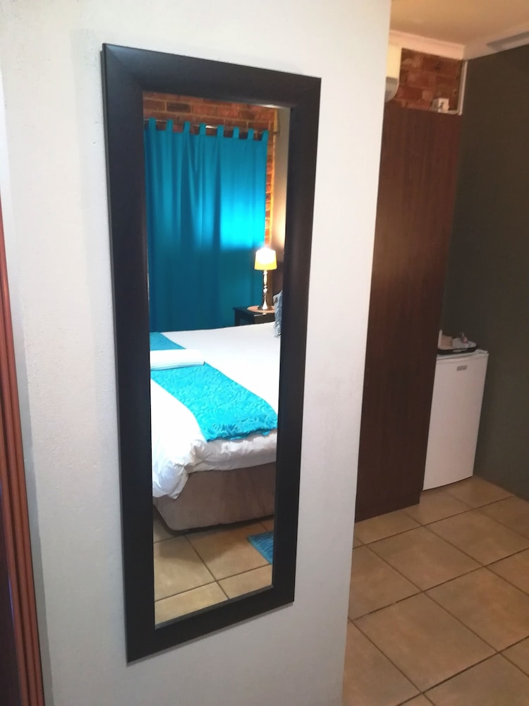 24 On Vrey Boutique Hotel 15/50