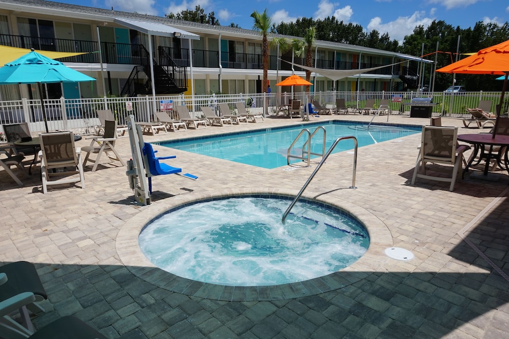 The Smart Stay Inn 32/42