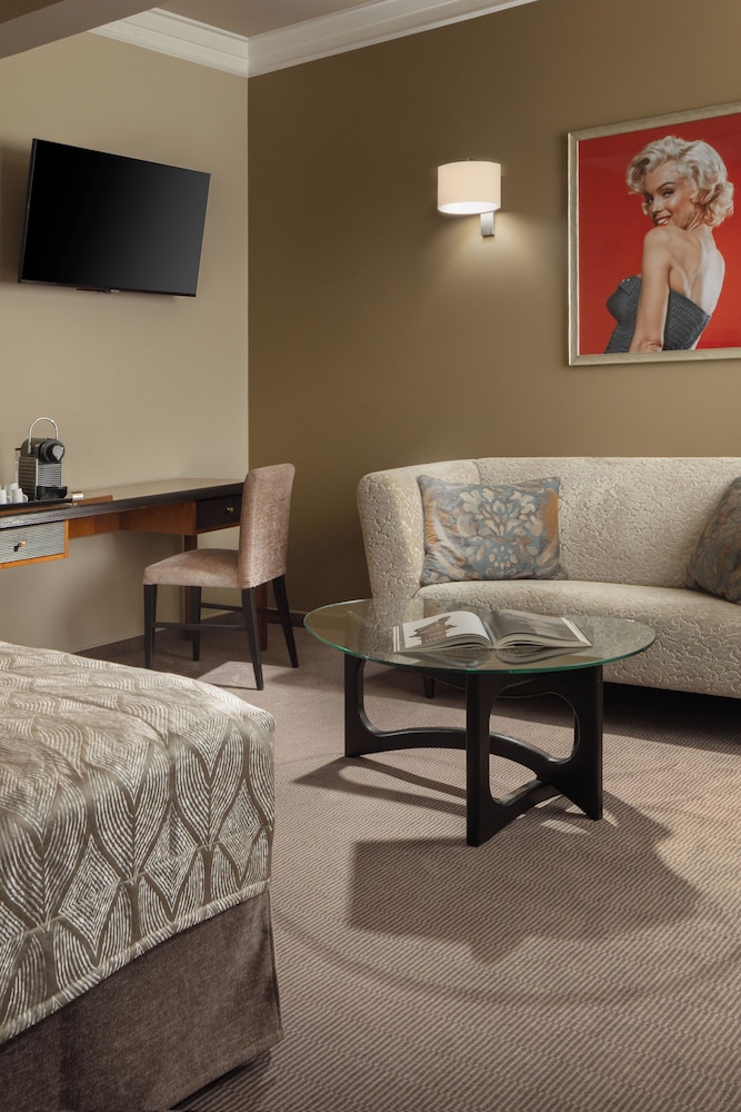 Jalta Boutique Hotel 49/73