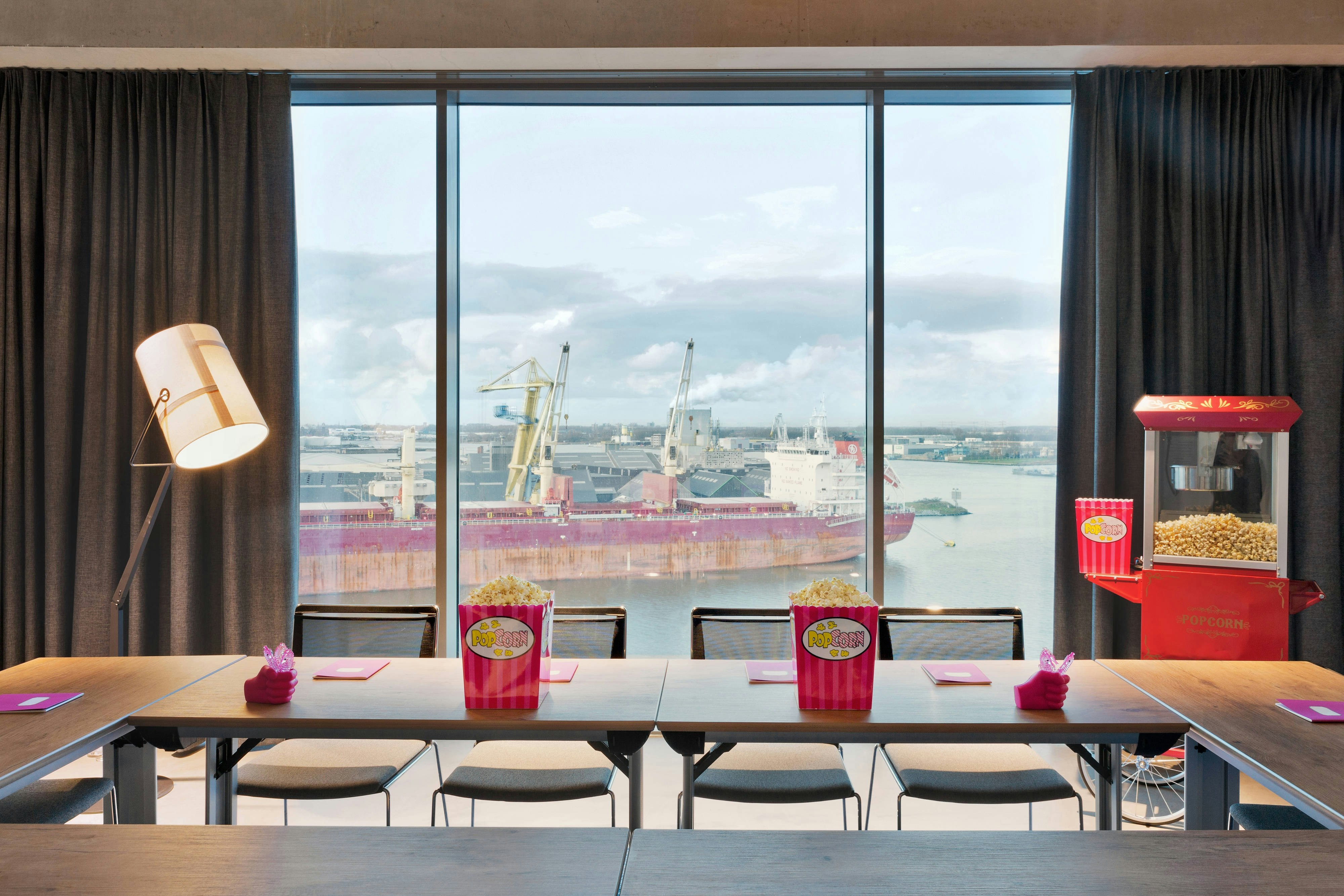 Moxy Amsterdam Houthavens 44/58