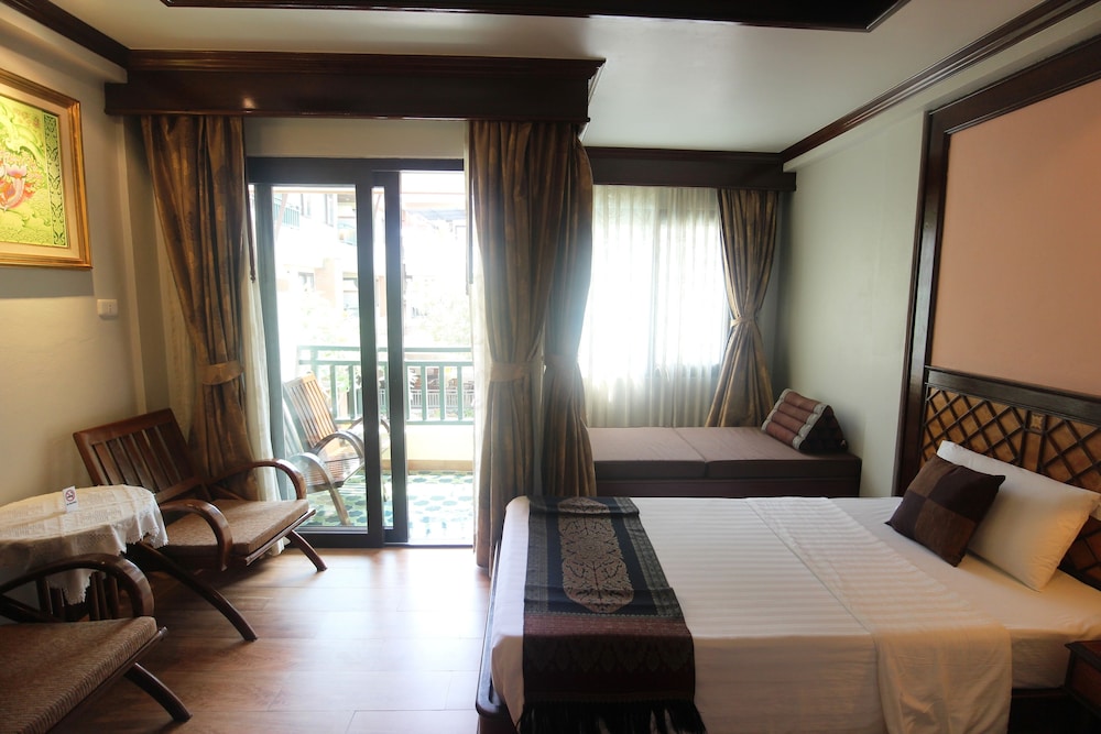 P P Palmtree Resort 13/50