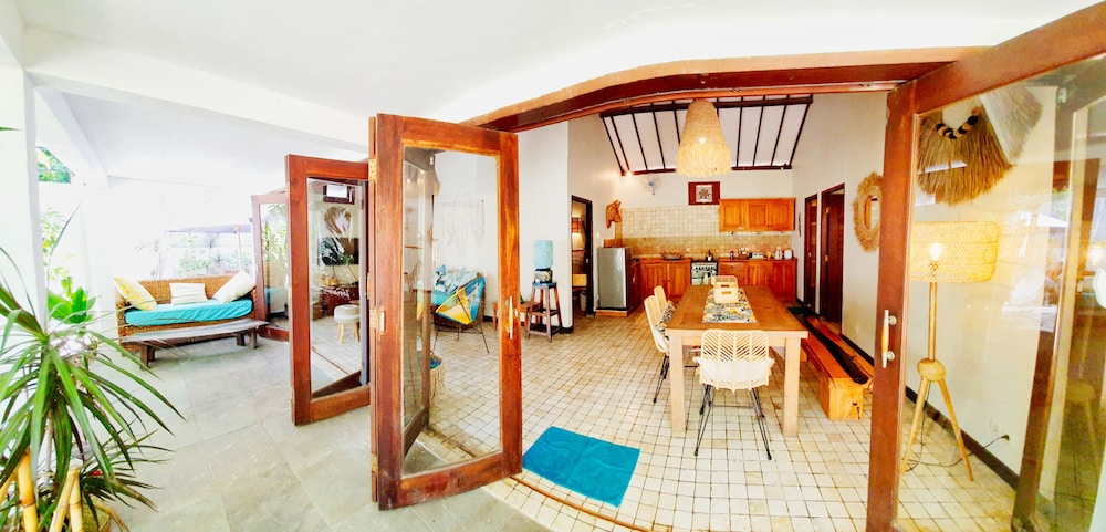 Tir Na Nog Gili Trawangan Accommodation 61/73