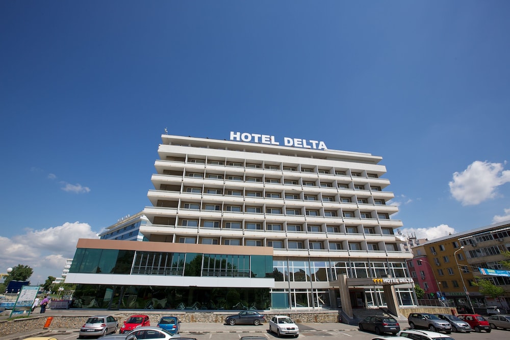 Hotel Delta 3 2/64