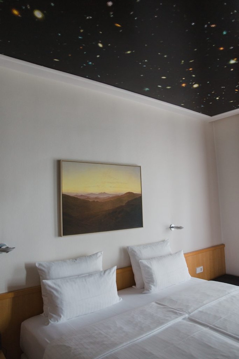 URBAN, DOUBLE BED
