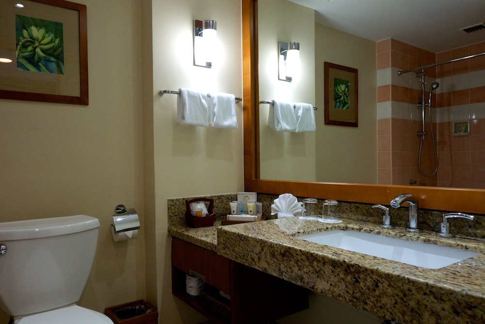 Crowne Plaza Resort Guam 31/95