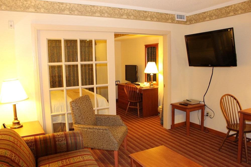 Coastal Inn Halifax 42/60