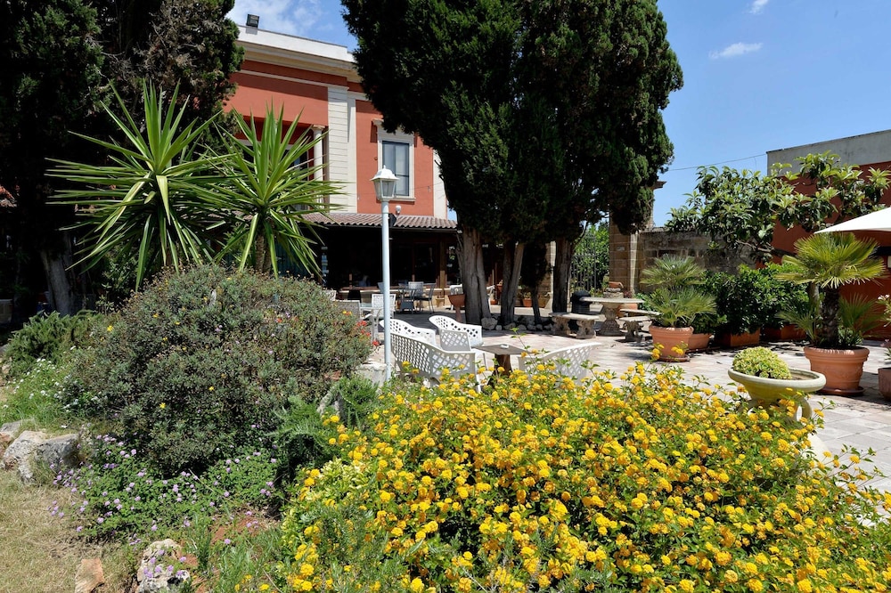 AGRITURISMO SANTA CHIARA 40/50